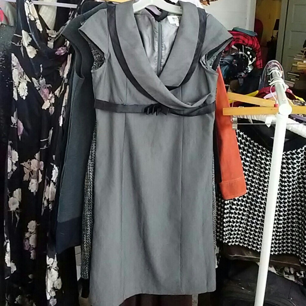 Moet London UK timeless dress 42